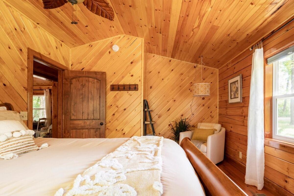 Secluded Wooded Cabin Near The Hocking Hills New Straitsville Exterior foto